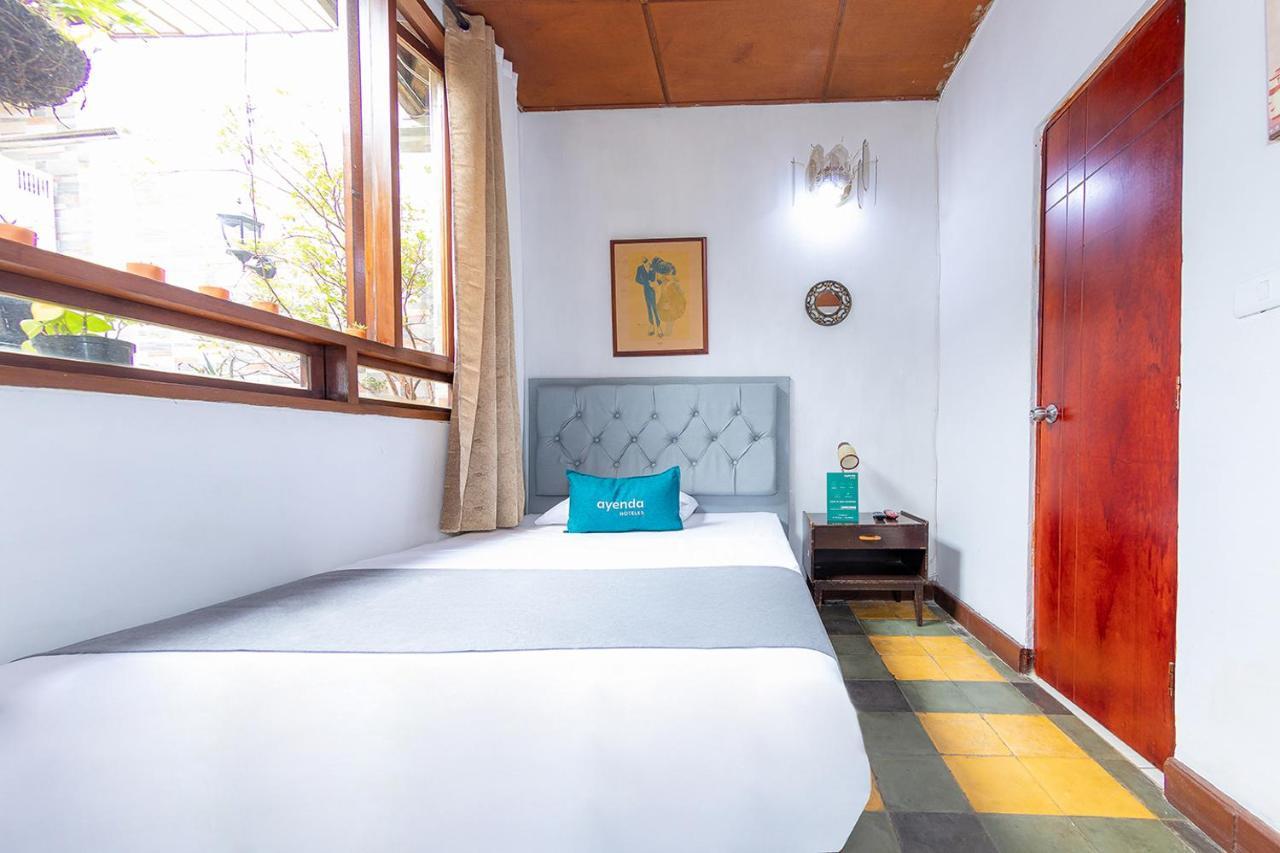 Ayenda Sarayu House Hotel Medellin Exterior photo